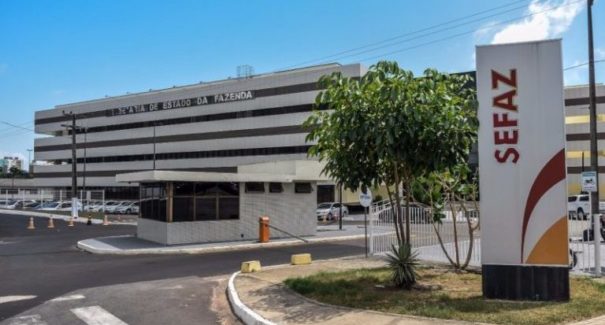 Empresas são multadas em R$ 9 milhões por não pagarem imposto