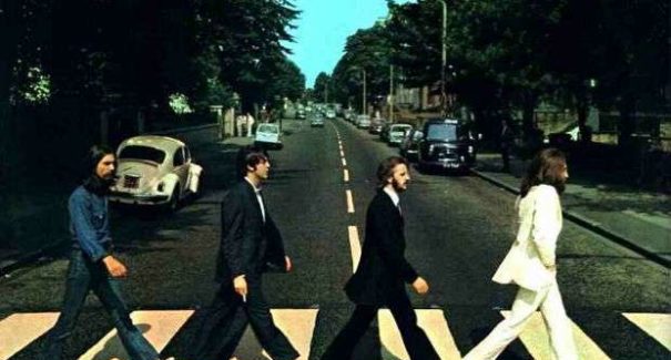 Disco dos Beatles volta ao topo da parada