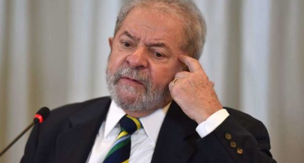 Direitos de Lula causam divergência entre juristas