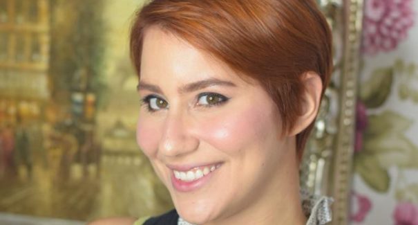 Escritora maranhense lança romance erótico