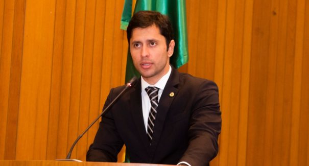 Duarte Jr anuncia que vai recorrer de veto da CCJ à Lei Anticorte