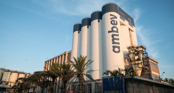 Distribuidoras fazem denúncia da Ambev ao Cade por práticas anticompetitivas