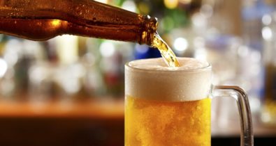 4 maneiras de fazer a cerveja gelar mais rápido
