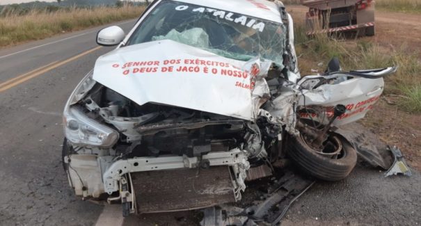 Idosa morre em grave acidente na BR-135