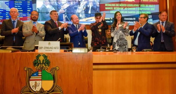 Zeca Baleiro é homenageado na Assembleia Legislativa do Maranhão