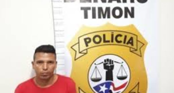 Homem é preso com munições e notas falsas no interior do estado