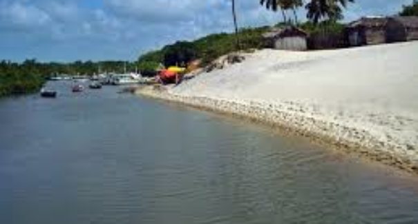 Manchas de óleo atingem Reserva Extrativista em ilha de Cururupu