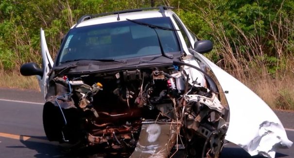 Acidente na BR-135 deixa 4 pessoas gravemente feridas