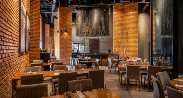 Thai: A fusão da cozinha contemporânea com a elegância arquitetônica