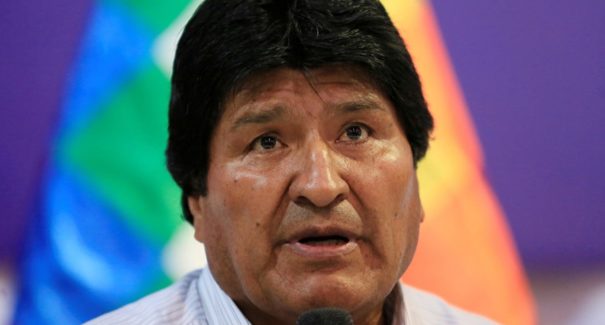 Congresso deve se reunir para acatar renúncia de Evo Morales