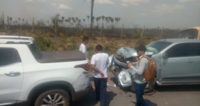 Incêndio atinge fazenda e provoca acidente na estrada