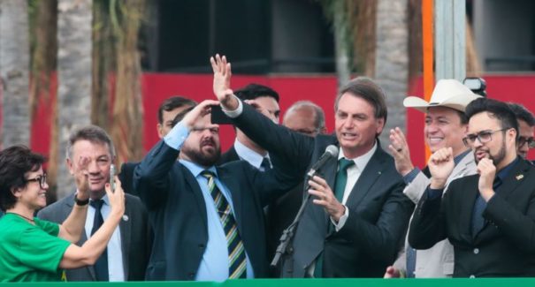 Bolsonaro anuncia que o número do seu novo partido será 38