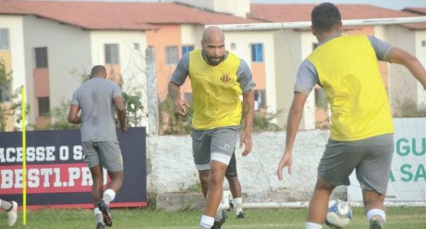 Sampaio só recomeça a pré- temporada no dia 9