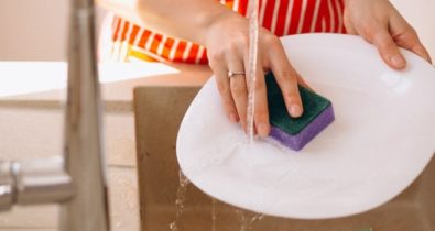 Aprenda a fazer detergente caseiro