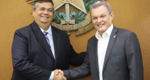 Flávio Dino  esclarece “Posso me candidatar, ou não”, diz governador do estado