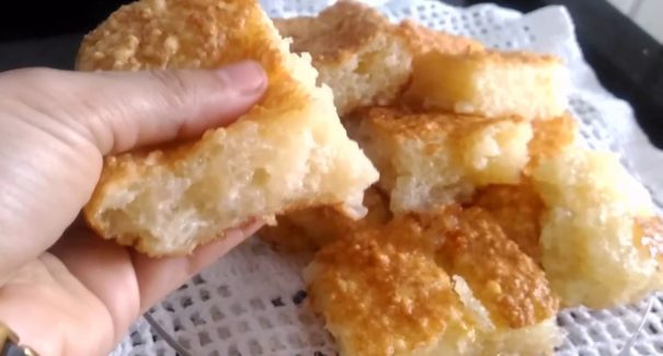 Bolo de tapioca caseiro