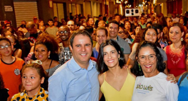 Passeio Serenata encanta a todos com histórias marcantes da capital