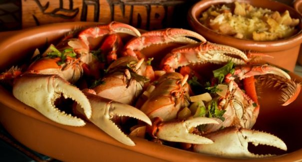 Almoço de domingo: caranguejo toc toc e acompanhamentos