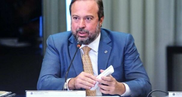 Ministro sobre apagão: “O que aconteceu hoje é extremamente raro”