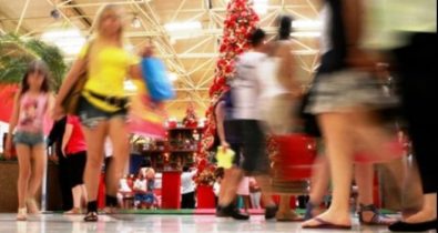 Vestuário, brinquedos e perfumaria lideram lista de presentes neste Natal