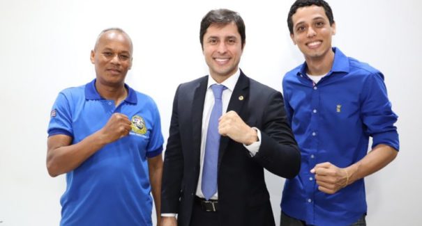Governo atende indicação de Duarte Jr e garante isenção de IPVA para mototaxistas