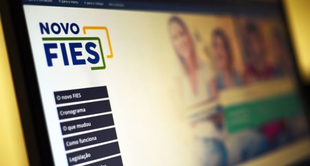 MEC publica novos editais para Prouni e Fies referentes ao 1º semestre
