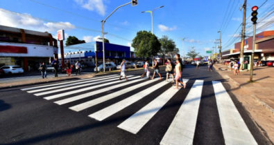 Avenida Guajajaras recebe sinalização