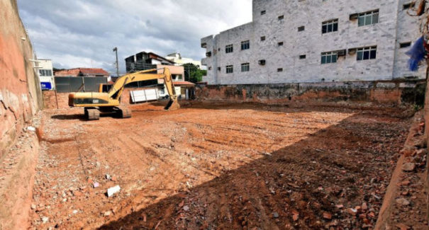 Prefeitura completa demolição do Balança, mas não cai