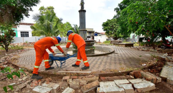 Praças em obras devem mudar cara do Centro