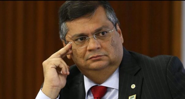 “Entramos em um processo de revisão”, diz Dino sobre alianças políticas