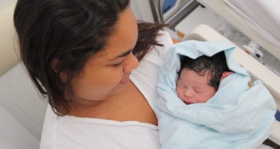 Primeiro bebê nascido em 2020 em São Luís é menino