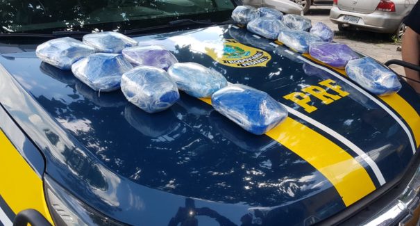 Droga que vinha de Manaus é apreendida na BR-135