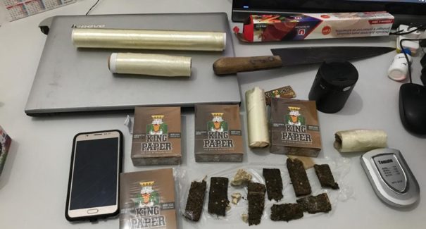 Casa onde havia fabricação e venda de drogas é localizada em Bequimão