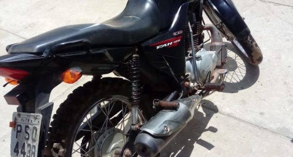 Homem é preso em flagrante utilizando moto roubada