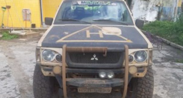 Polícia apreende caminhonete adulterada em Peritoró