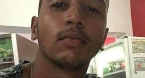 Jovem é morto a tiros no bairro Turiúba