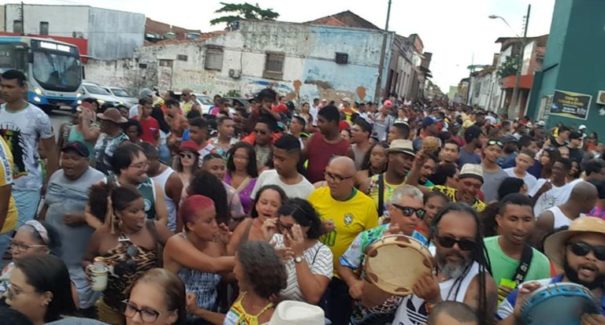 Brincadeira legal: saiba como colocar o bloco na rua