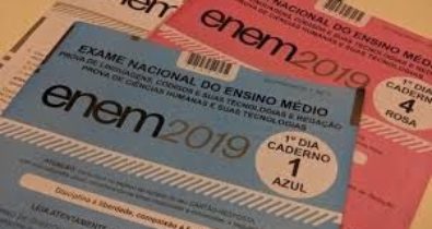 Ministro da Educação admite “inconsistência” no gabarito de provas do Enem