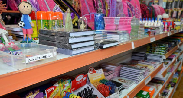 Procon/MA encontra variação de até 394,95% nos preços do material escolar