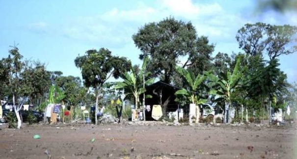 Após chacina, ciganos abandonam acampamento em Sobradinho