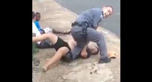 Vídeo: Policial militar imobiliza e bate no rosto de grávida, em SP