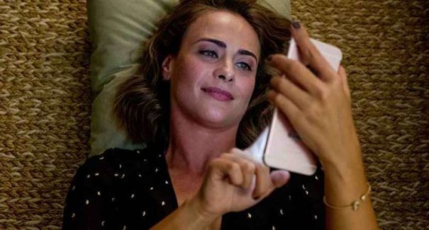 Série “Matches” aborda o amor na era digital