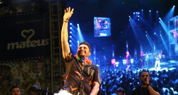 Mano Walter agita o público na despedida do Circuito Rio Bacanga