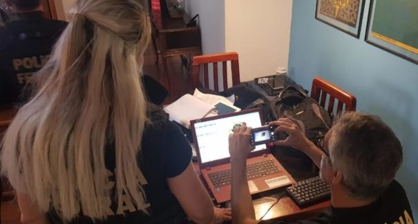 Operação combate compartilhamento de pornografia infantil