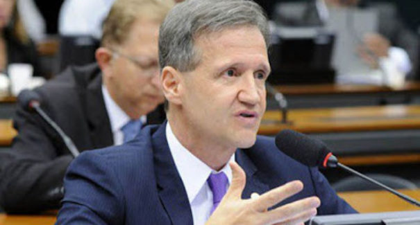 Deputado Aluísio Mendes testa positivo para o novo coronavírus