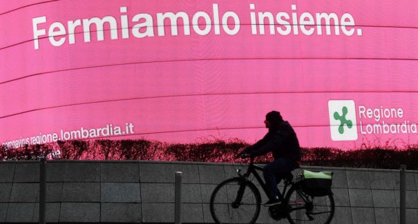 Covid-19 suspende intercâmbios e mantém jovens confinados no exterior