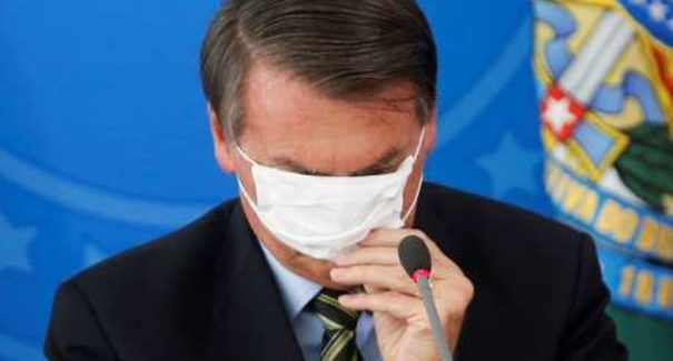 Bolsonaro diz que pode fazer novo teste de coronavírus