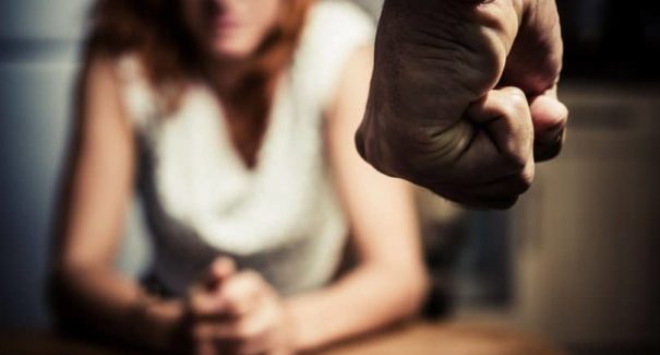 Saiba como identificar um relacionamento abusivo