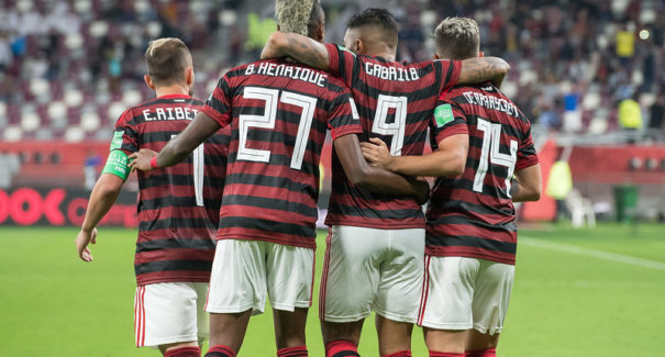 Após vice testar positivo para Covid-19, elenco do Fla fará exames