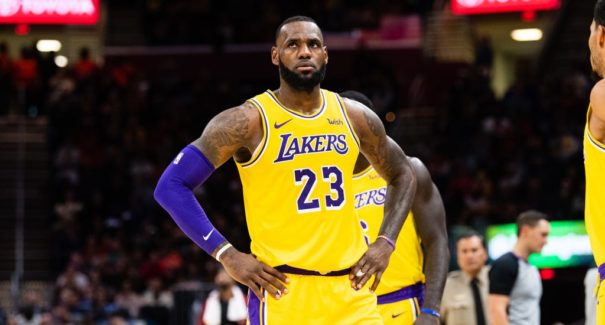 NBA faz plano para jogos sem torcida